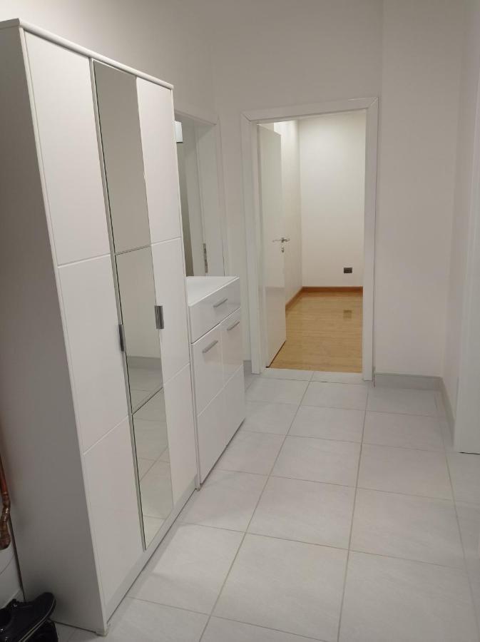 Apartman Simic - Stan Na Dan Bogatić Exterior foto